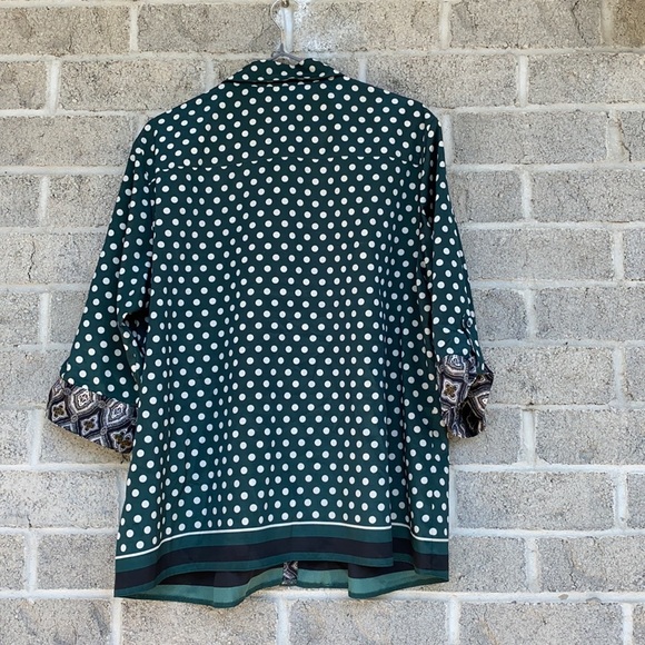 Gerry Weber Polka Dot green shirt| Size 46 - Picture 9 of 9